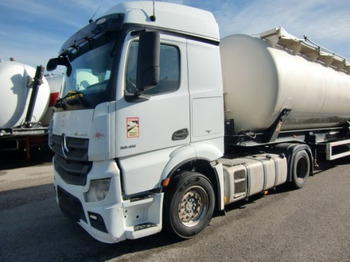 Tractor head MERCEDES-BENZ Actros 1845