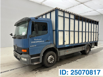Truk pengangkut hewan MERCEDES-BENZ Atego 1323
