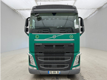 Tractor head Volvo FH 460 Globetrotter: gambar 2