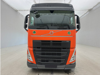 Tractor head Volvo FH 500 Globetrotter: gambar 2