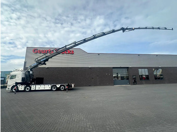 Truk derek SCANIA G 490