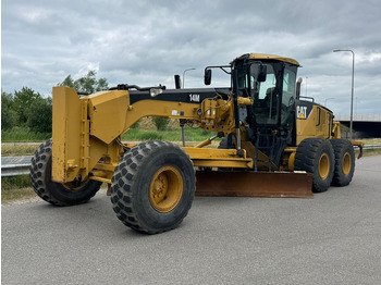 Grader CATERPILLAR 14