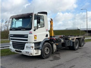 Truk box DAF
