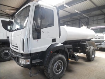 Truk tangki Iveco EUROCARGO 4x4 water tank: gambar 1