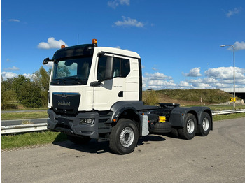 Tractor head MAN TGS 33.400