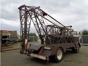 Truk derek DAF 1300 BB NL KENTEKEN: gambar 2