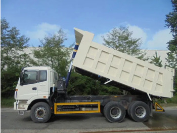 Truk jungkit FOTON