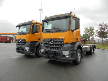 Truk sasis MERCEDES-BENZ Arocs