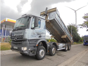Truk jungkit MERCEDES-BENZ Arocs