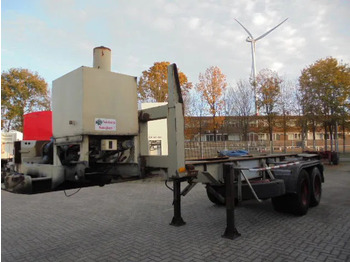 Semi-trailer pengangkut mobil NETAM