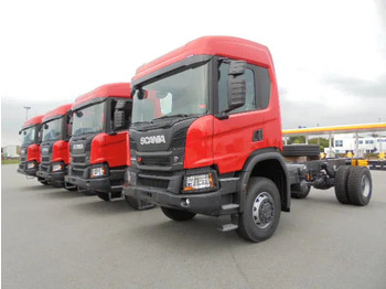 Truk sasis SCANIA P 450