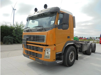 Truk sasis TERBERG