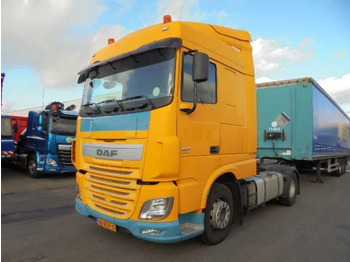 Tractor head DAF XF 440