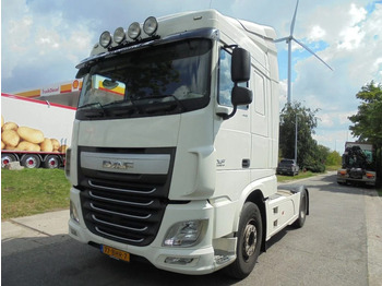 Tractor head DAF XF 440