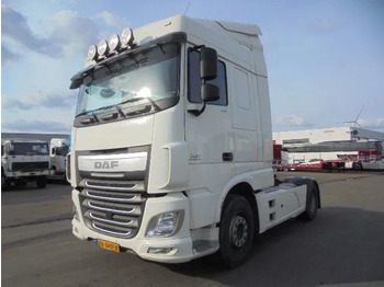 Tractor head DAF XF 440