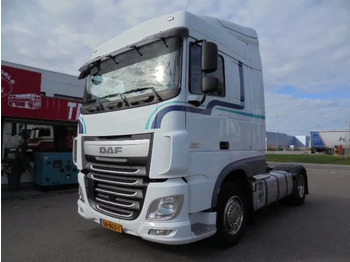 Tractor head DAF XF 440