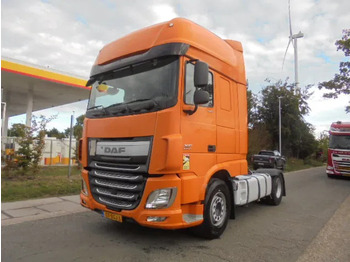 Tractor head DAF XF 440