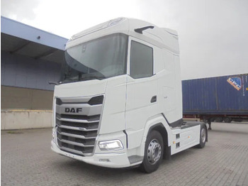 Tractor head DAF XG