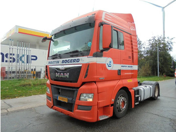 Tractor head MAN TGX