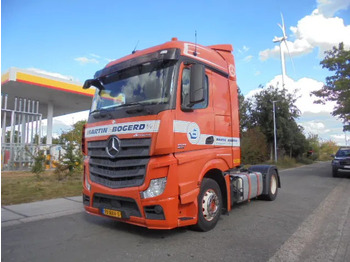 Tractor head MERCEDES-BENZ Actros 1842