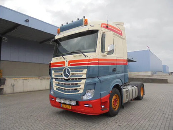 Tractor head MERCEDES-BENZ Actros 1845