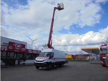 Truk IVECO Daily 70c17