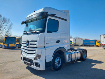 Tractor head MERCEDES-BENZ Actros 1845