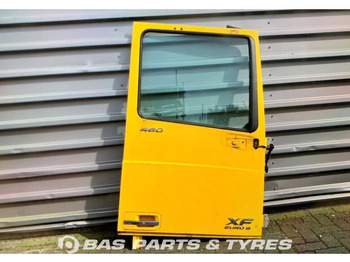 Pintu dan bagian DAF XF 106