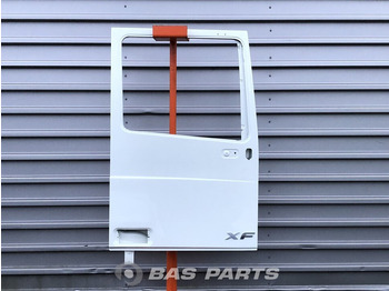 Pintu dan bagian DAF XF 106