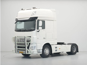 Tractor head DAF XF 530
