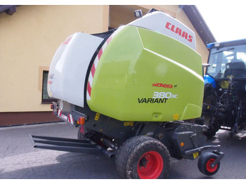 Baler bulat CLAAS