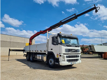 Truk derek VOLVO FM 400