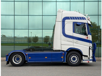 Tractor head Volvo FH 500 Retarder Globetrotter XL 2x Tanks Special Interior TOP Condition NL Truck: gambar 5