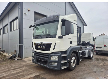Tractor head MAN TGS 18.400