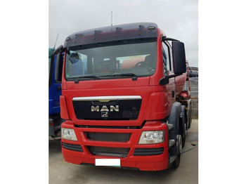 Truk pengaduk beton MAN TGS 32.360