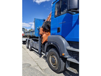 Truk jungkit, Truk derek MAN TGS 33.440 +Terex-Atlas 240: gambar 3