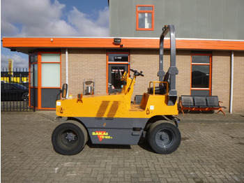 Roller pneumatik SAKAI