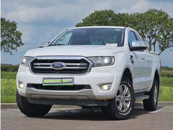 Truk pikap FORD Ranger