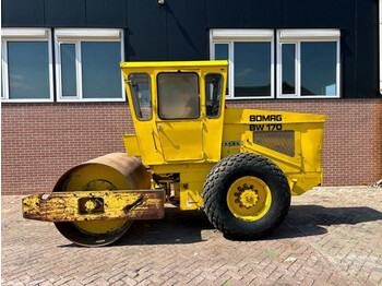Roller Bomag BW170D: gambar 2