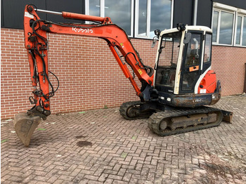 Ekskavator mini KUBOTA