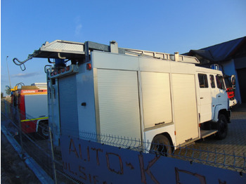 Truk pemadam kebakaran MERCEDES-BENZ 1124AF 4x4 MAGIRUS: gambar 4