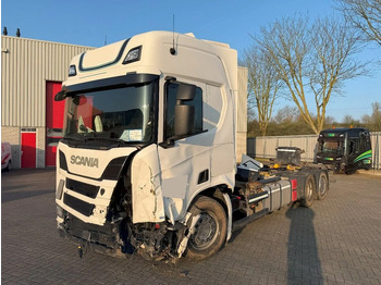 Pengangkut kontainer/ Container truck SCANIA R 450
