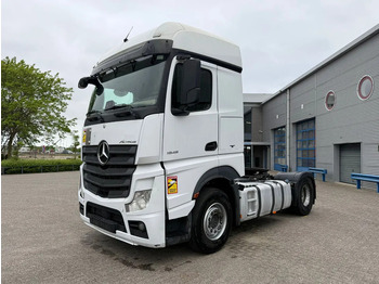 Tractor head MERCEDES-BENZ Actros 1945