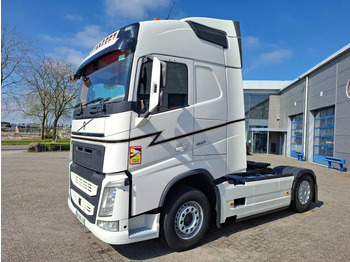 Tractor head VOLVO FH