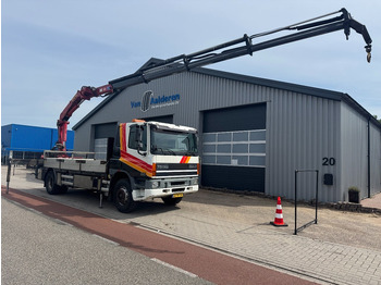 Truk derek DAF CF 75 250