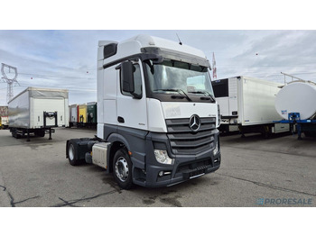 Tractor head MERCEDES-BENZ Actros 1845