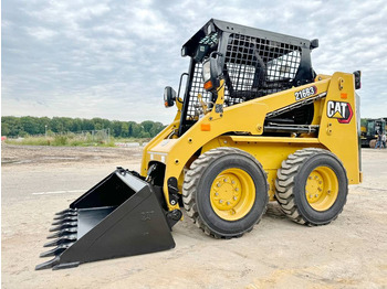 Skid steer CATERPILLAR 216B3
