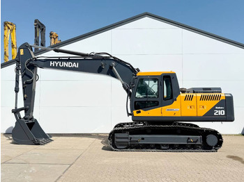 Ekskavator perayap HYUNDAI R210