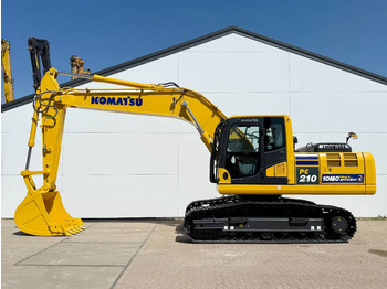 Ekskavator perayap KOMATSU PC210