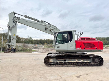 Ekskavator perayap LIEBHERR R 926